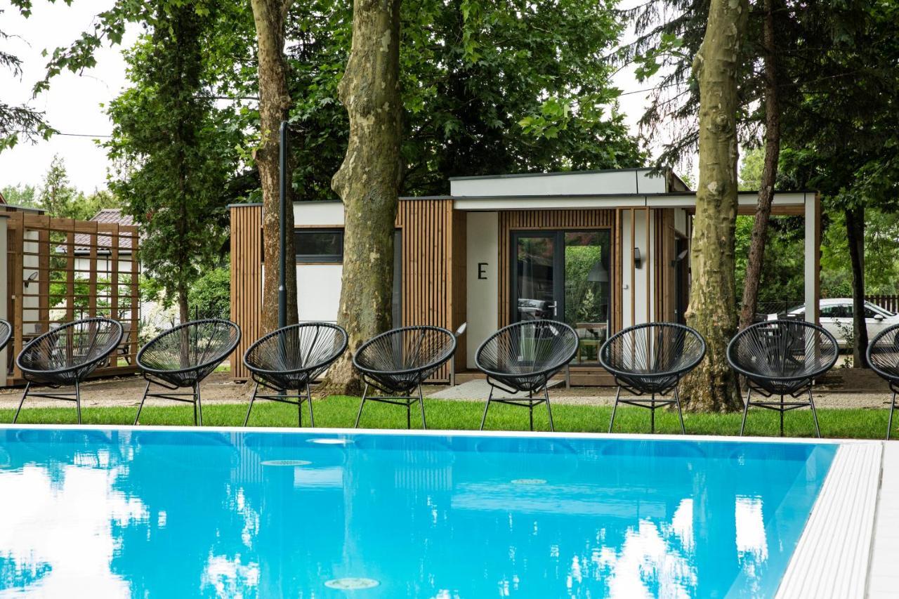 Barack Thermal & Natura Apartments Tiszakécske Eksteriør billede